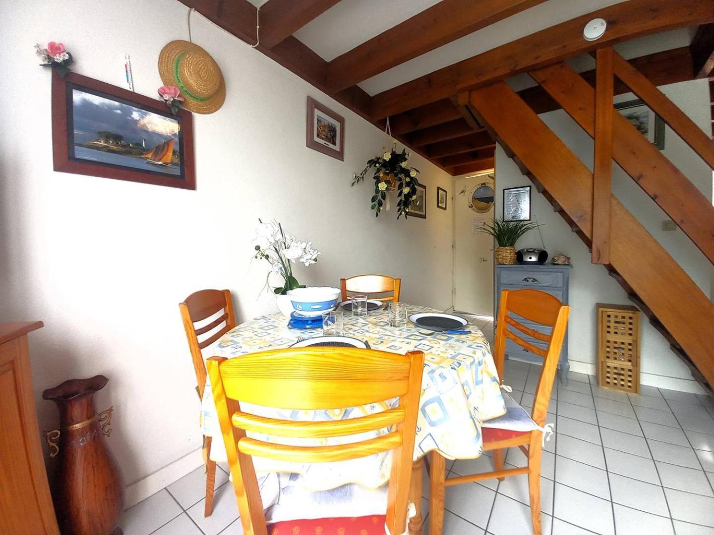 Meschers Sur Gironde - Appartement - Residence Sur Le Port Avec Balcon Luaran gambar