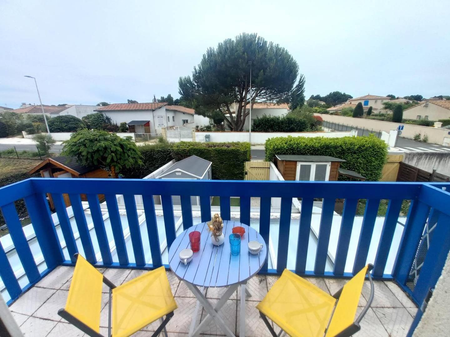Meschers Sur Gironde - Appartement - Residence Sur Le Port Avec Balcon Luaran gambar